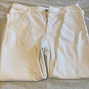 Maurices Women's Crisp High-rise White Skinny Jeans